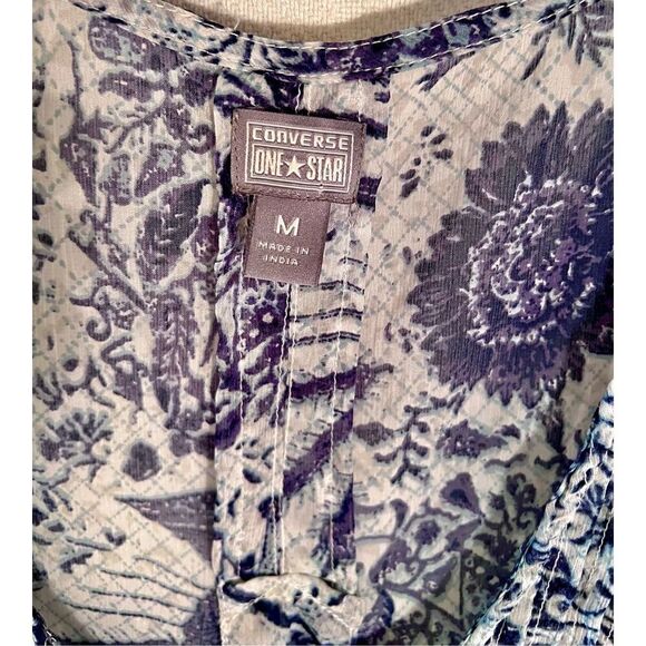 Converse One Star Blue Floral Sheer Sleeveless Top Size M Worn By Actress On TV - Picture 3 of 7